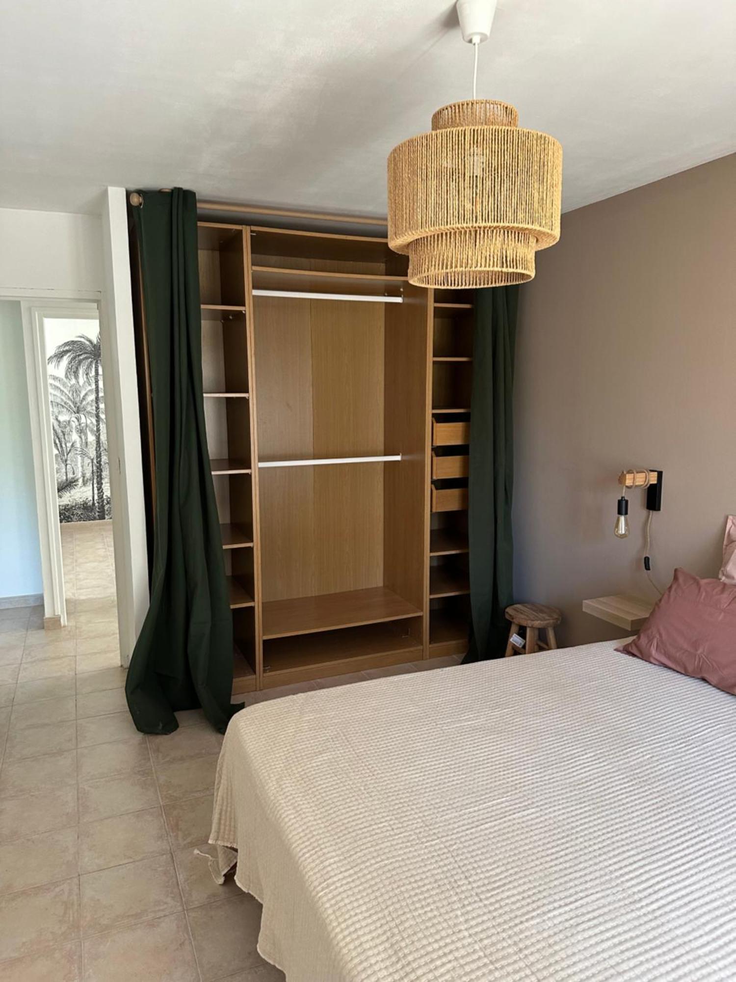 Sous Les Oliviers, Entiere 6 Personnes, Climatisee, Piscine Chauffee Villa